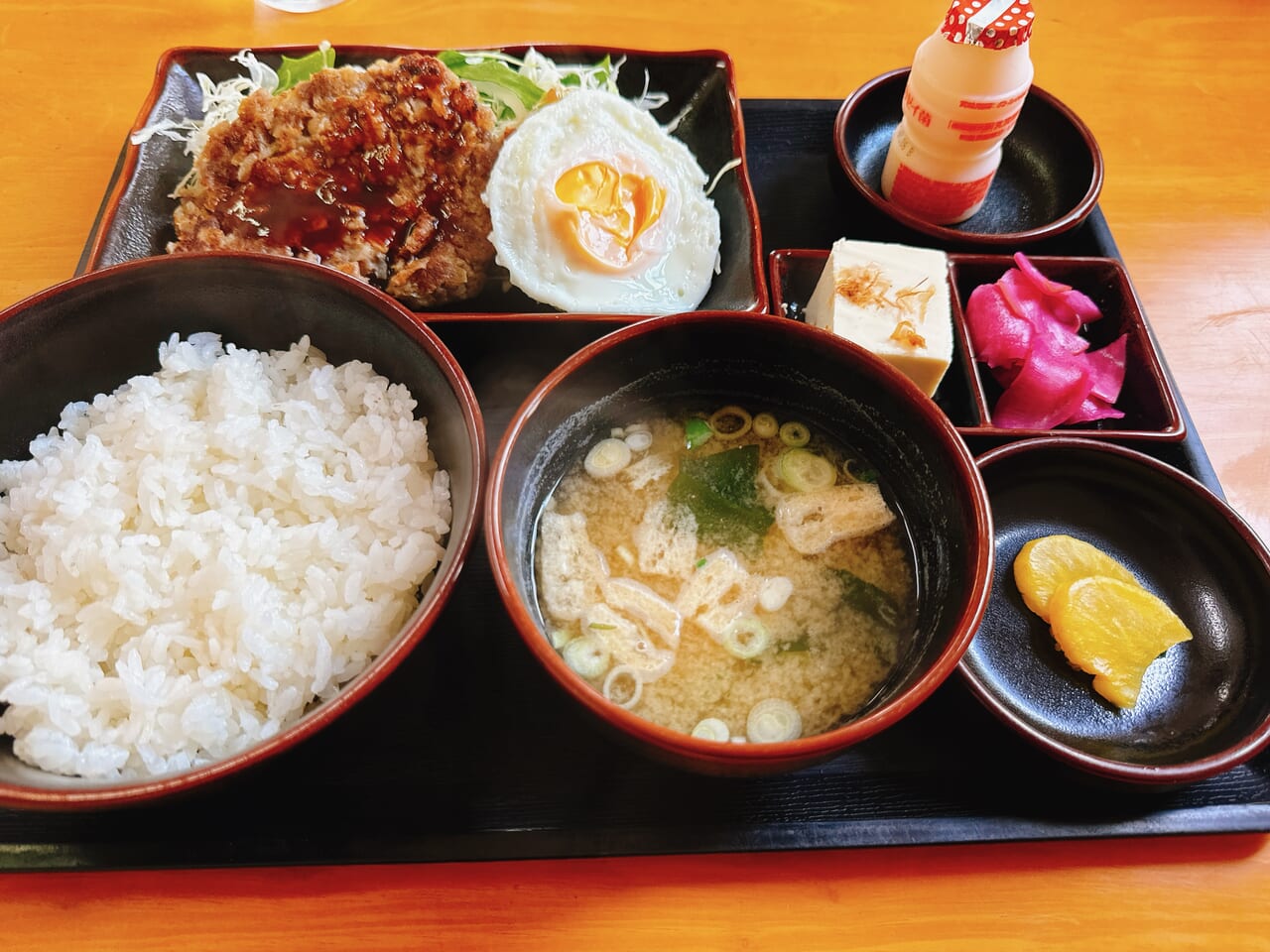 東野　輝味